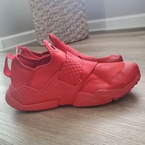 Red Nike Huaraches